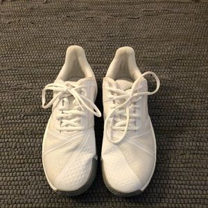 white adidas tennis shoes